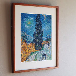 フィンセント・ファン・ゴッホ 「糸杉と星の見える道（夜のプロヴァンスの田舎道）」アートポスター（フレーム付き）2