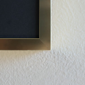 アンリ・マティス 「黒い鏡のアネモネ」アートポスター（フレーム付き） /  Henri Matisse “Anémones au miroir noir (1919)” 絵画・名画［額入り］