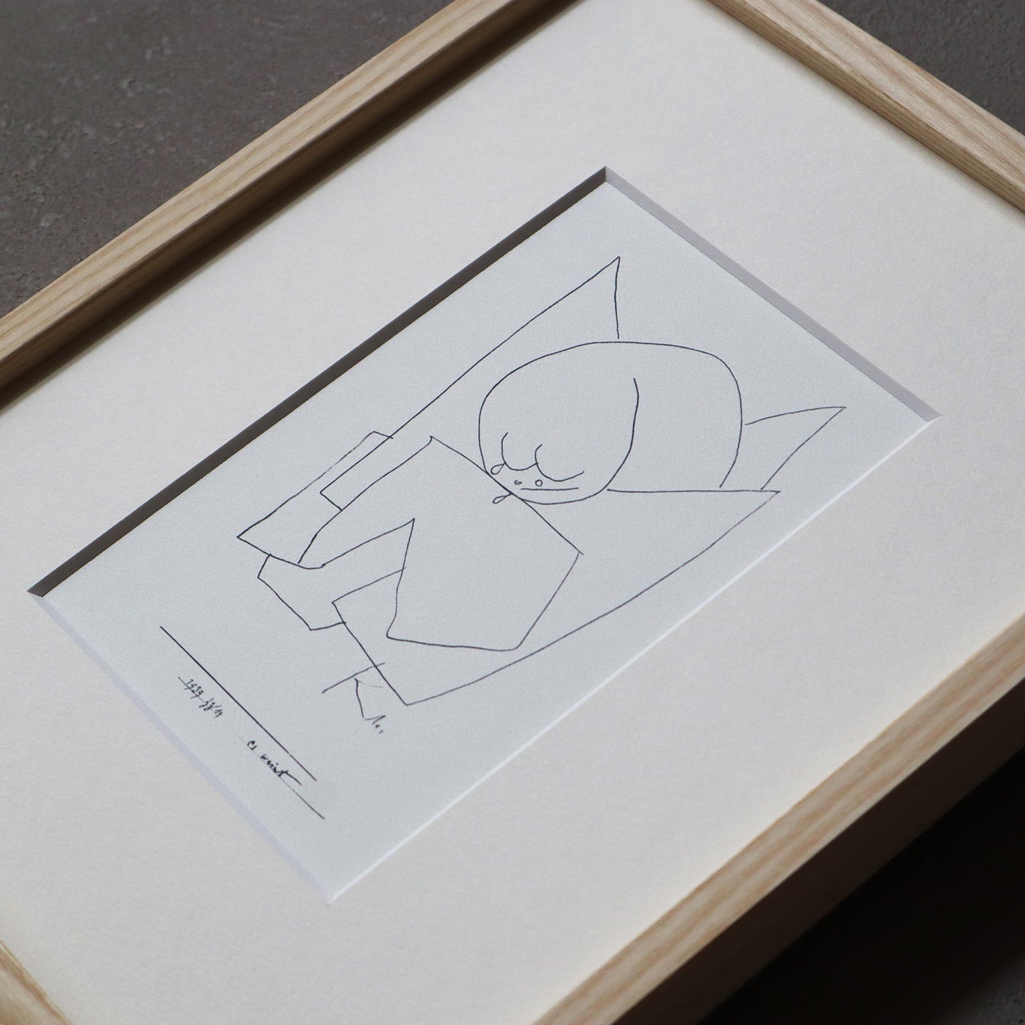 パウル・クレー「泣いている天使」アートポスター（フレーム付き） / Paul Klee “es weint” Art Frame