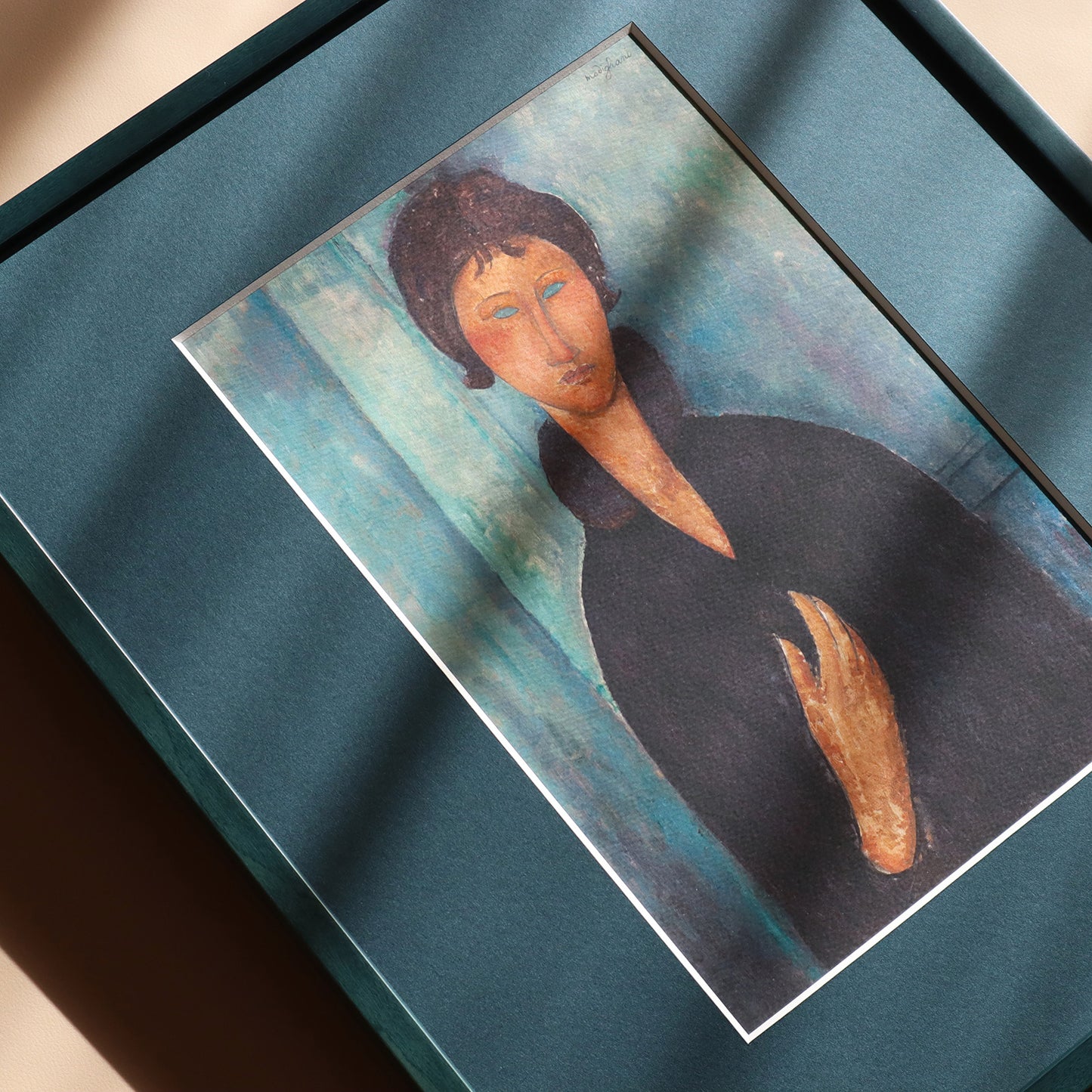 アメデオ・モディリアーニ 「青い目の女」アートポスター（フレーム付き） / Amedeo Modiglian “Femme aux yeux bleus” Art Frame